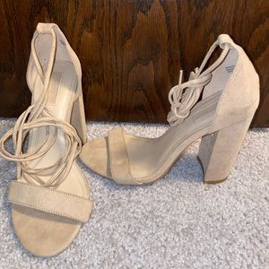HEELS